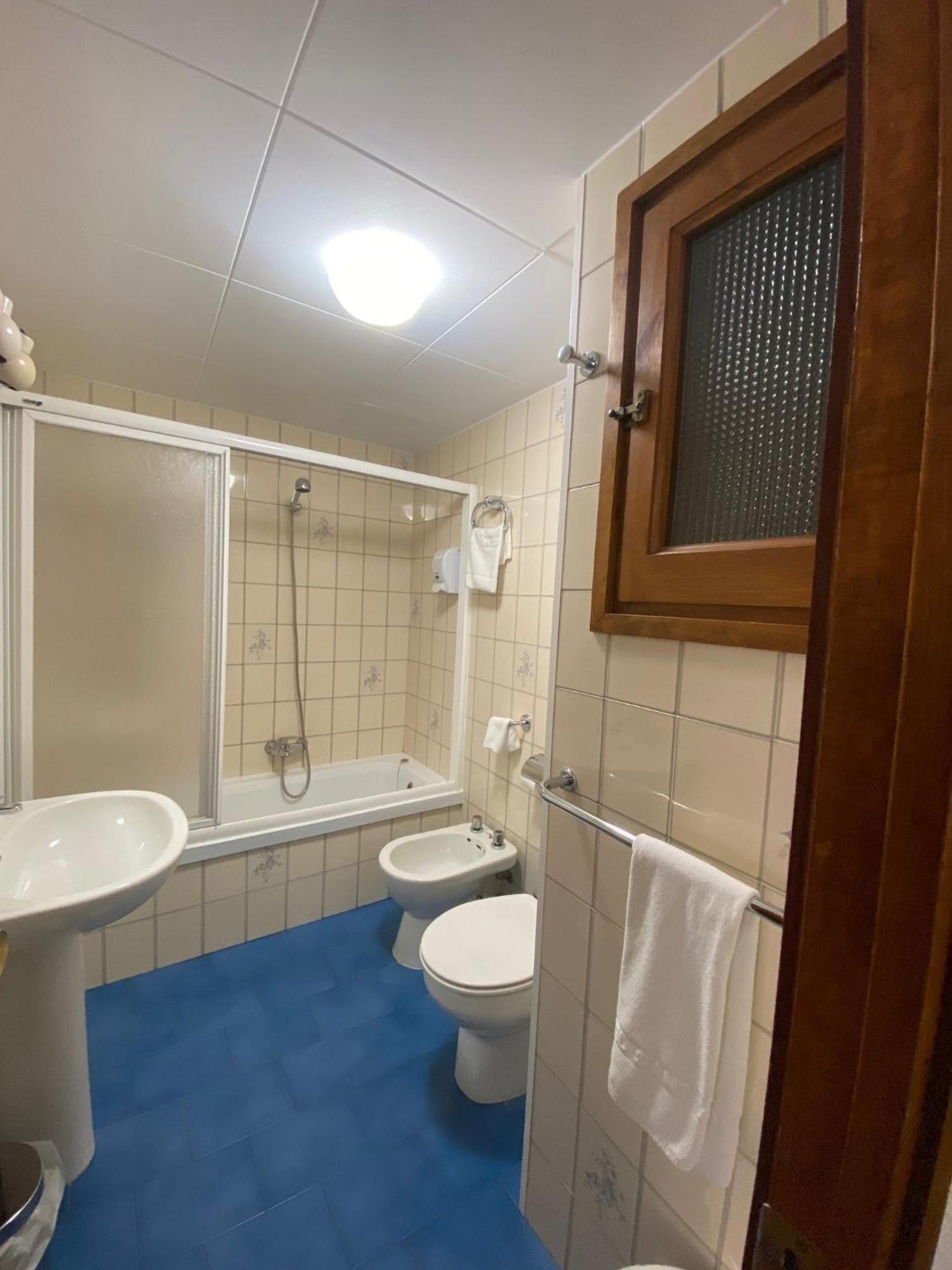Apartaments Sant Antoni Ribes De Freser Exterior foto